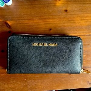 Black Michael Kors Wallet